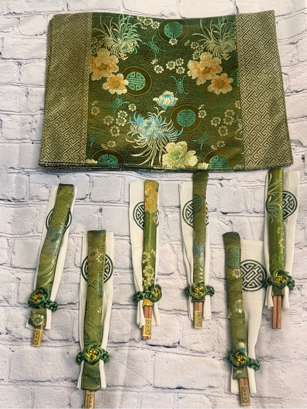 Vintage Style Emerald Green Brocade Placemat Set of 6 with Chopsticks & Napkins